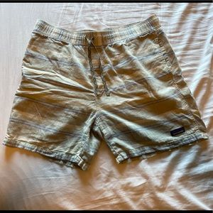 Men’s Patagonia linen shorts XL